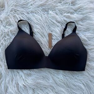 Skims Wireless Form Lightly Lined Bra Onyx Size 46D